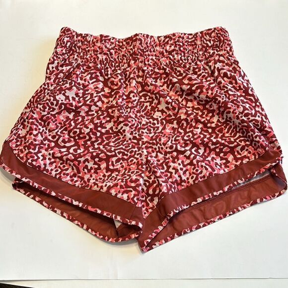 Athleta Mesh Racer Run High Rise Shorts Size Small - Picture 2 of 8